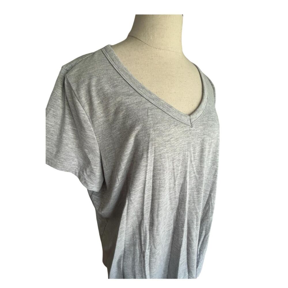 SO clothing Women's Gray T-shirt